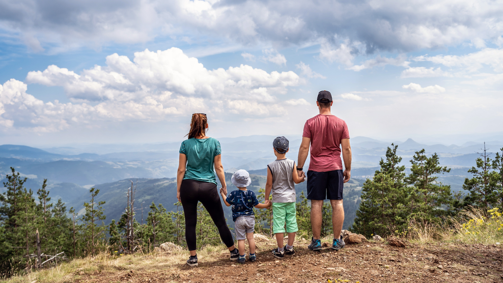 How People Get Lost on Trails They Know  (And How to Prevent It)